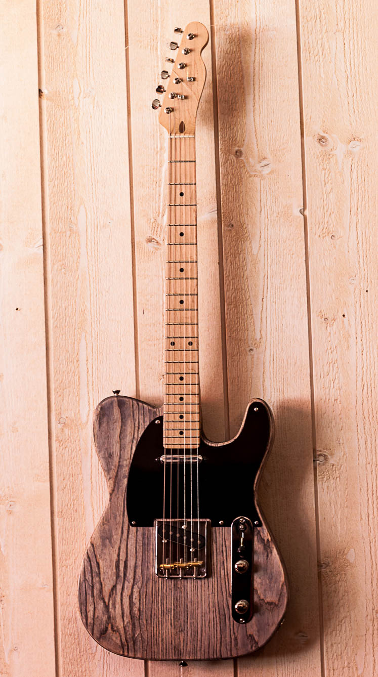 Custom Tele Aspect Vintage by Hervé BERARDET Artisan Luthier, atelier Guitare et Création