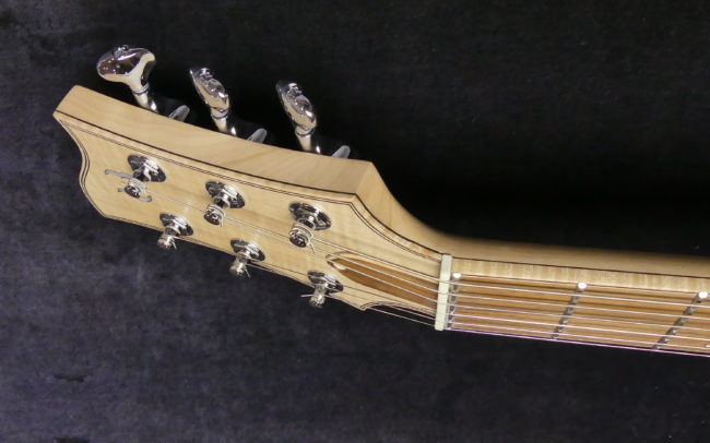 Guitare Osiris, Guitare Voyageuse et Modulaire - réalisée par Hervé BERARDET Maître Artisan Luthier, atelier Guitare et Création - Tous droits réservés - Manche Droitier-Gaucher en cours 13